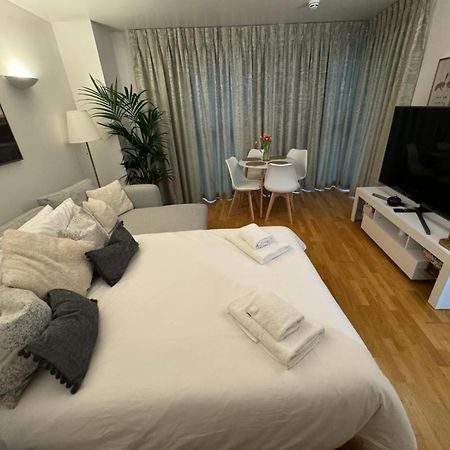 Luxury Apartment In Canary Wharf Londra Dış mekan fotoğraf