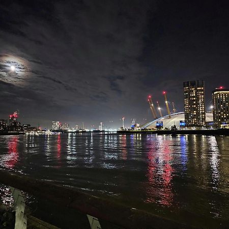 Luxury Apartment In Canary Wharf Londra Dış mekan fotoğraf