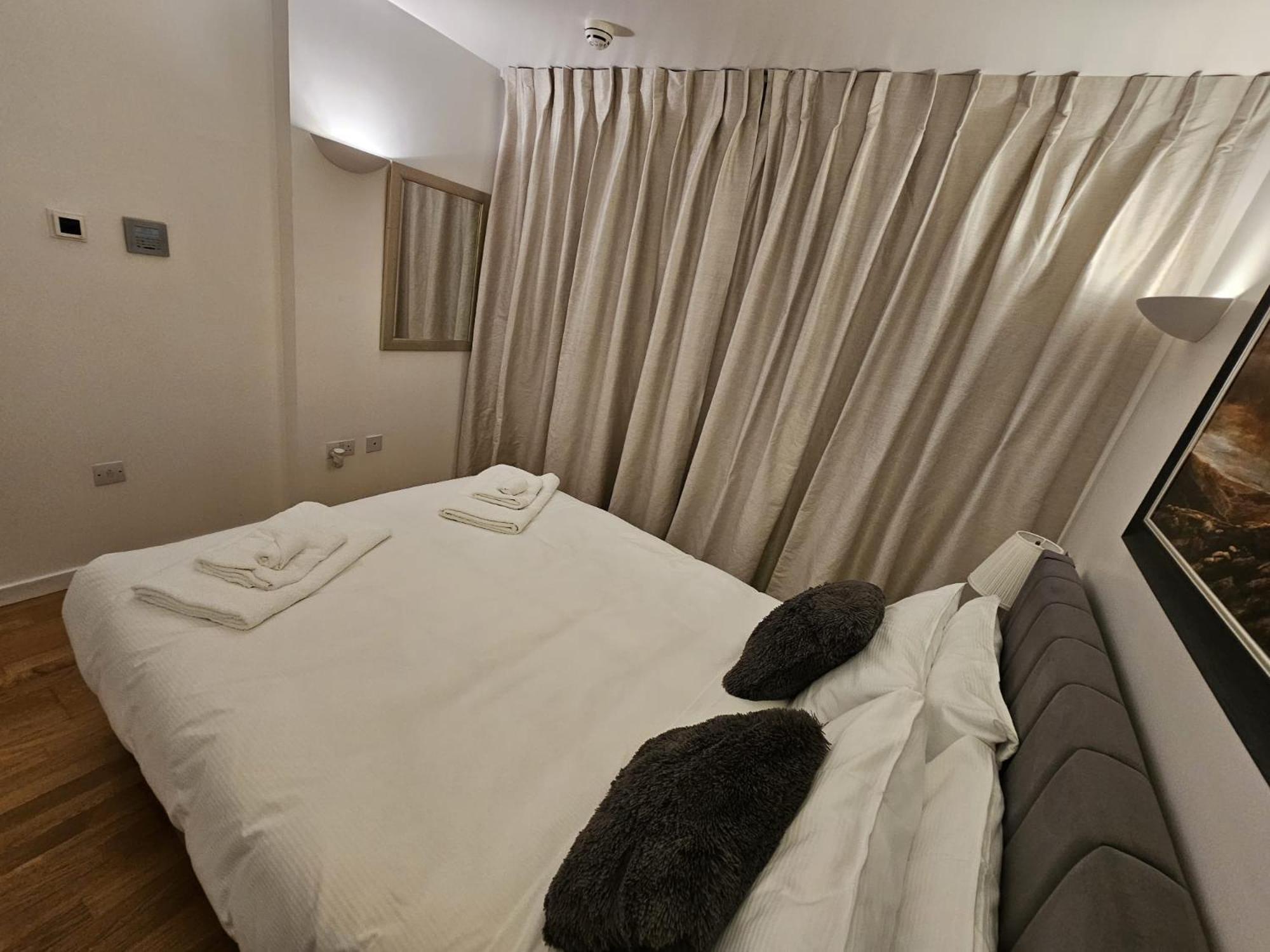 Luxury Apartment In Canary Wharf Londra Dış mekan fotoğraf