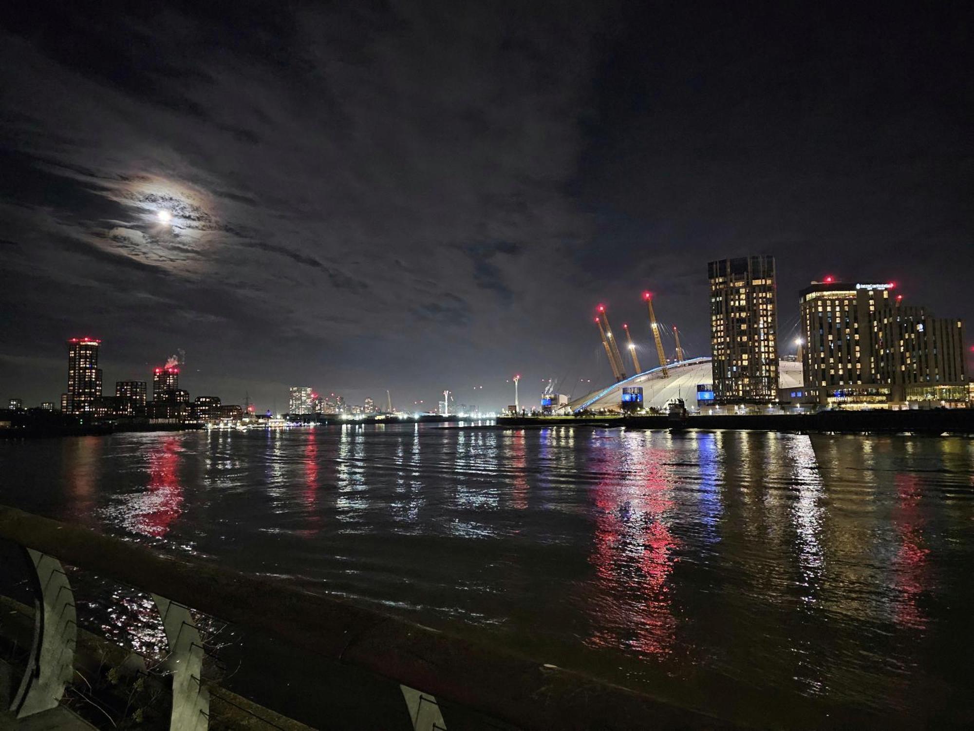 Luxury Apartment In Canary Wharf Londra Dış mekan fotoğraf
